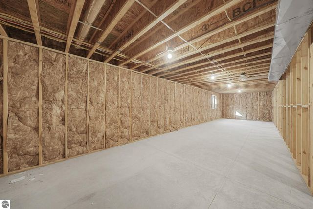 2839 Ruby Street, Traverse City, MI 49684