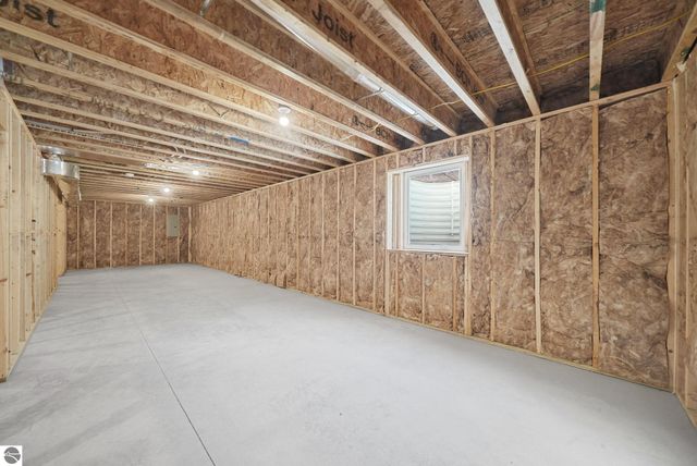 2839 Ruby Street, Traverse City, MI 49684