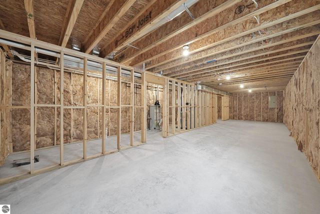 2839 Ruby Street, Traverse City, MI 49684