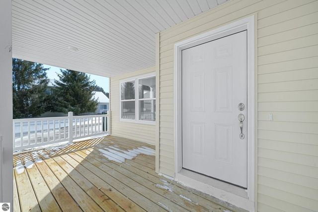 2839 Ruby Street, Traverse City, MI 49684