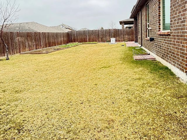 520 Pendennis Drive, Saginaw, TX 76131