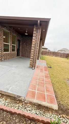 520 Pendennis Drive, Saginaw, TX 76131