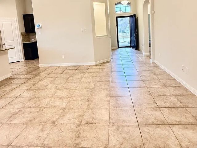 520 Pendennis Drive, Saginaw, TX 76131