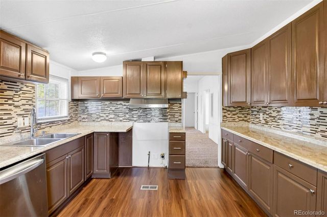 10201 RiveDale Road, Thornton, CO 80229