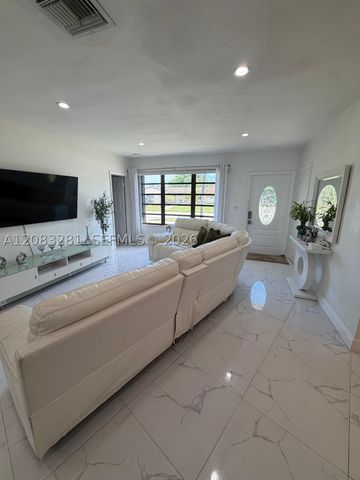 9315 Jamaica Dr, Cutler Bay, FL 33189