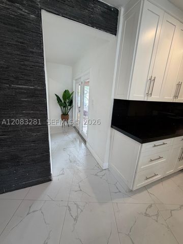 9315 Jamaica Dr, Cutler Bay, FL 33189