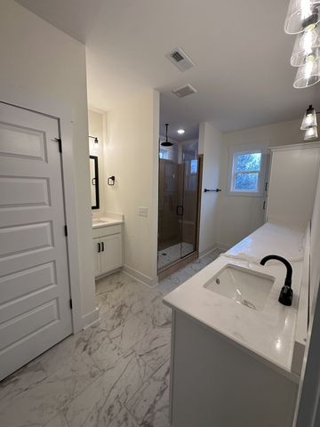 2660 Jarrell Ridge Rd, Clarksville, TN 37043