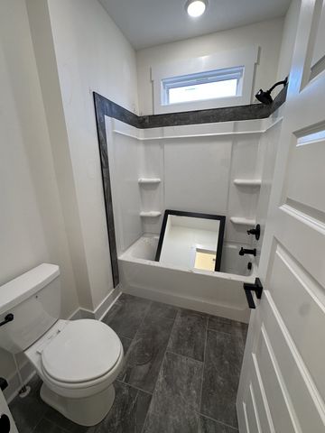 2660 Jarrell Ridge Rd, Clarksville, TN 37043