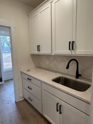 2660 Jarrell Ridge Rd, Clarksville, TN 37043