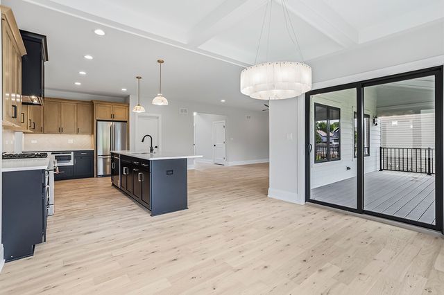 1108 Walter Street, Lemont, IL 60439