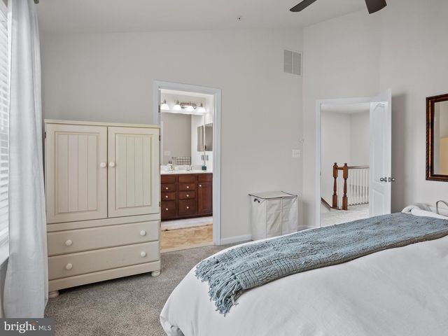 30 ARENAS CT, Capitol Heights, MD 20743