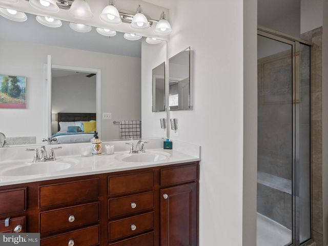 30 ARENAS CT, Capitol Heights, MD 20743