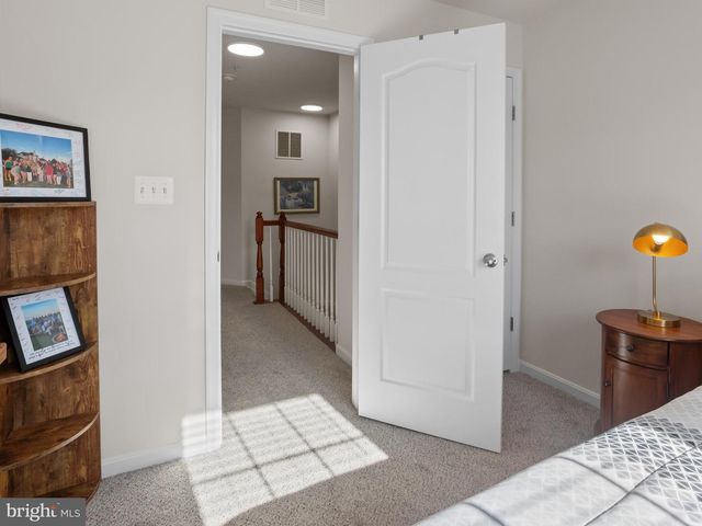 30 ARENAS CT, Capitol Heights, MD 20743