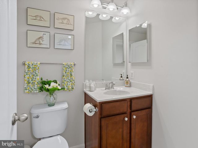 30 ARENAS CT, Capitol Heights, MD 20743