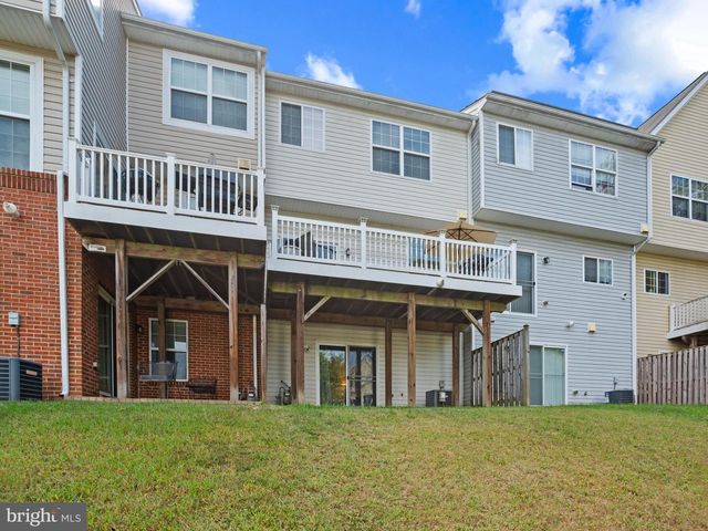 30 ARENAS CT, Capitol Heights, MD 20743