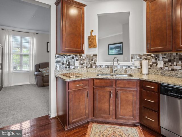 30 ARENAS CT, Capitol Heights, MD 20743