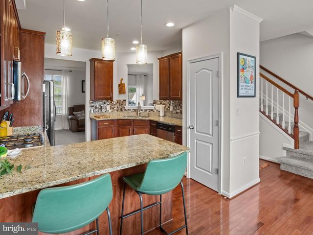 30 ARENAS CT, Capitol Heights, MD 20743