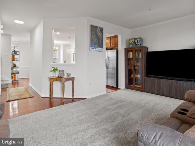 30 ARENAS CT, Capitol Heights, MD 20743