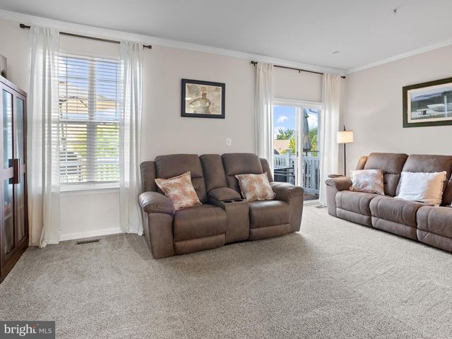 30 ARENAS CT, Capitol Heights, MD 20743