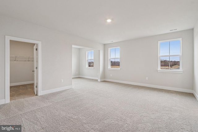 7702 BOWLES CIR, Fredericksburg, VA 22407