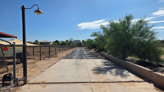 428 W GRANTS Passage, San Tan Valley, AZ 85143