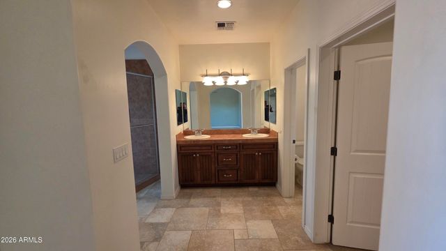 428 W GRANTS Passage, San Tan Valley, AZ 85143