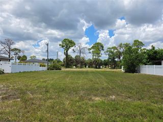 193 ANNAPOLIS LANE, Rotonda West, FL 33947
