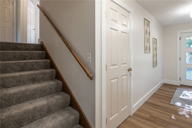 185 Bramblebush Trail, Beavercreek, OH 45440