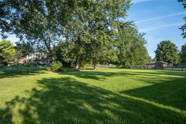 185 Bramblebush Trail, Beavercreek, OH 45440