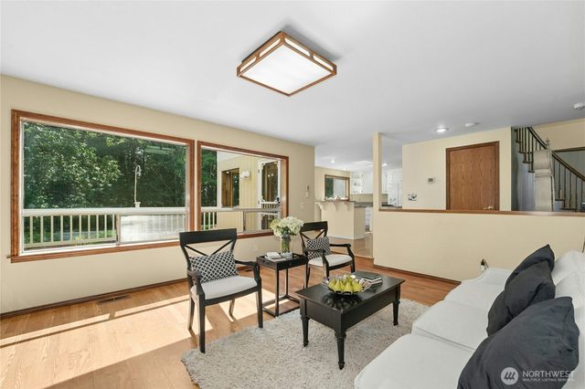 209 SW 331st Place, Federal Way, WA 98023