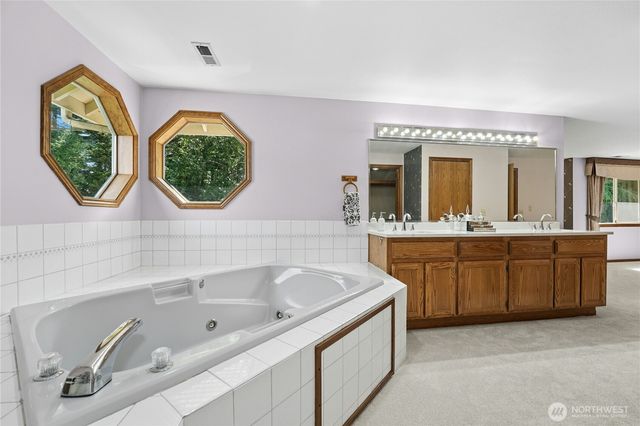 209 SW 331st Place, Federal Way, WA 98023
