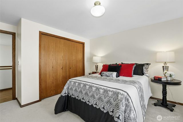 209 SW 331st Place, Federal Way, WA 98023