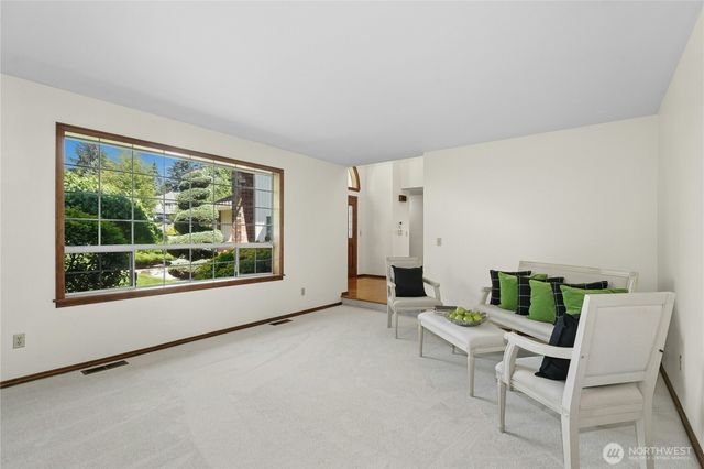 209 SW 331st Place, Federal Way, WA 98023