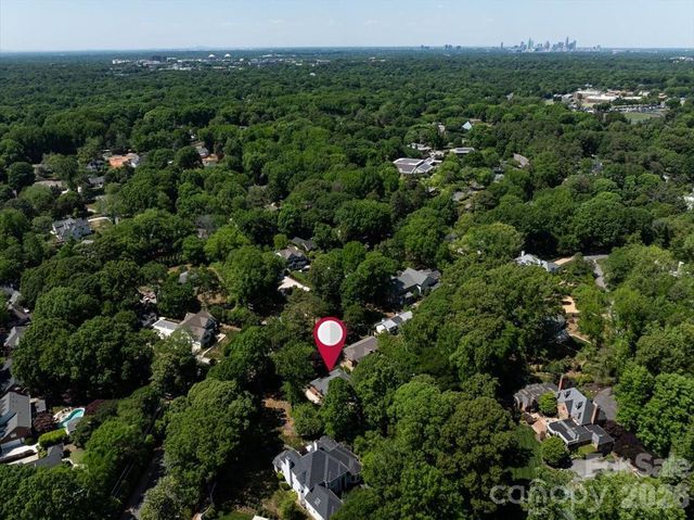 5017 Sharon View Road, Charlotte, NC 28226