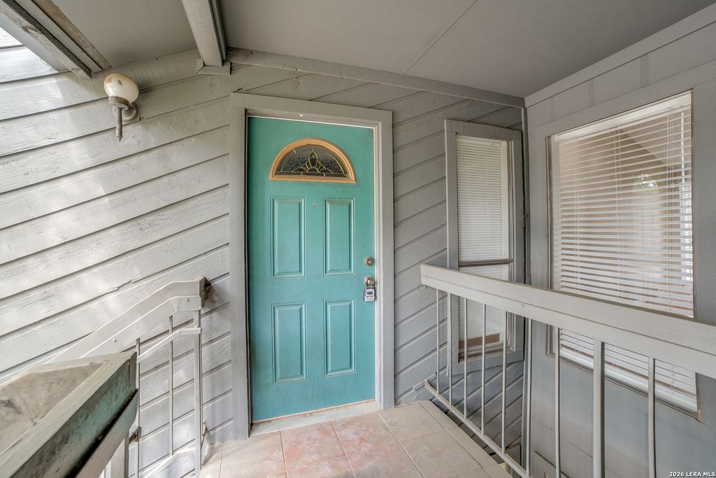 3843 Barrington St Apt 242K, San Antonio, TX 78217