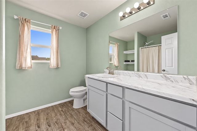 1030 Meadowridge Drive, Centerton, AR 72719