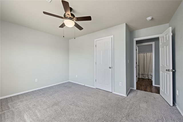 1030 Meadowridge Drive, Centerton, AR 72719