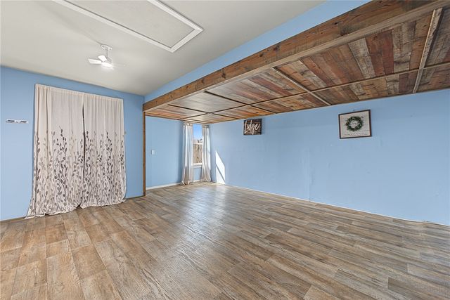 1030 Meadowridge Drive, Centerton, AR 72719