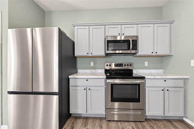 1030 Meadowridge Drive, Centerton, AR 72719