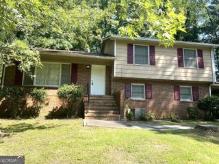 3961 Willow Cove Way SW, Atlanta, GA 30331
