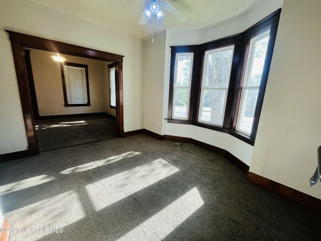 201 BUCHANAN STREET, Jefferson City, MO 65101