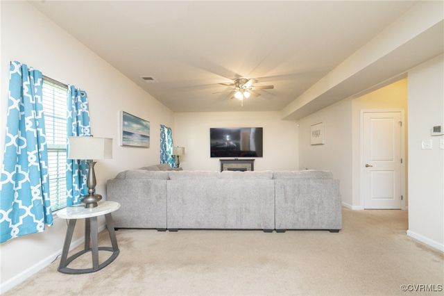 9006 Proctors Run Ct, Chesterfield, VA 23237