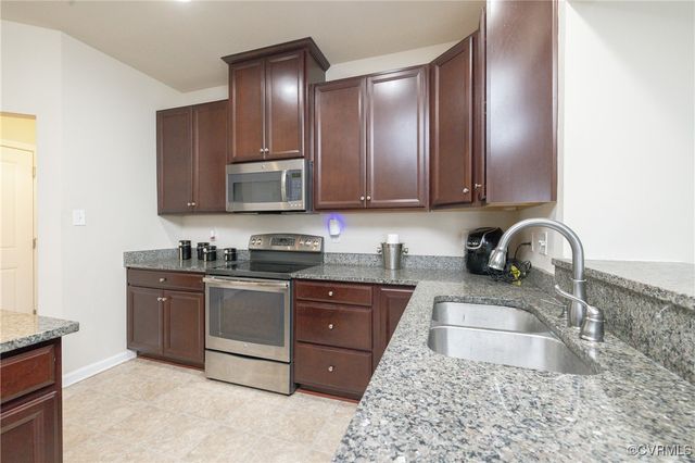 9006 Proctors Run Ct, Chesterfield, VA 23237
