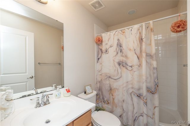 9006 Proctors Run Ct, Chesterfield, VA 23237