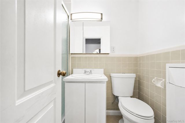 2909 137th Street 2K, Flushing, NY 11354