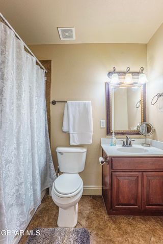 5565 MIKE VANE Drive, El Paso, TX 79934