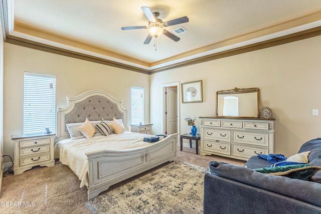 5565 MIKE VANE Drive, El Paso, TX 79934