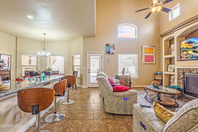 5565 MIKE VANE Drive, El Paso, TX 79934