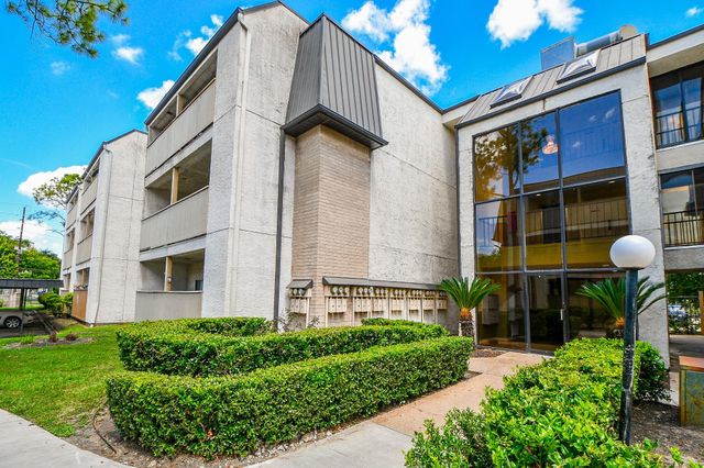 8429 Hearth Drive 27, Houston, TX 77054