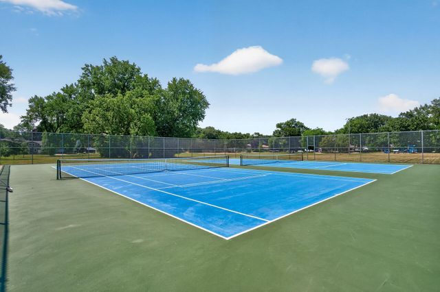 4360 Brookside Court 209, Edina, MN 55436